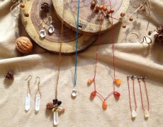 絹糸と天然石のペンダント＆イヤリングを作る会